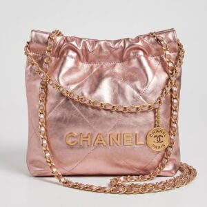 CHANEL 22 Mini en Edición Metálica Rose Gold